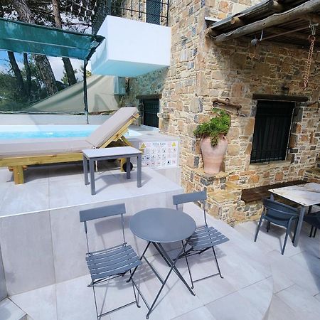 Villa Lato - Villa With Private Pool And Yard 아나톨리 외부 사진
